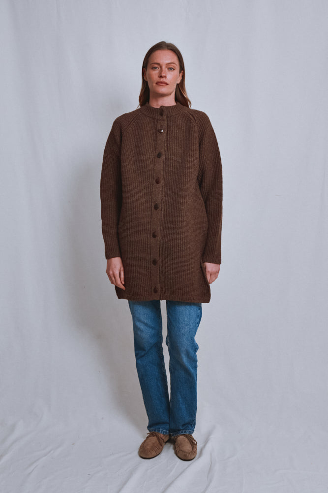 Référence n° 617 - Veste longue en maille AGATHE en laine mérinos - Chocolat