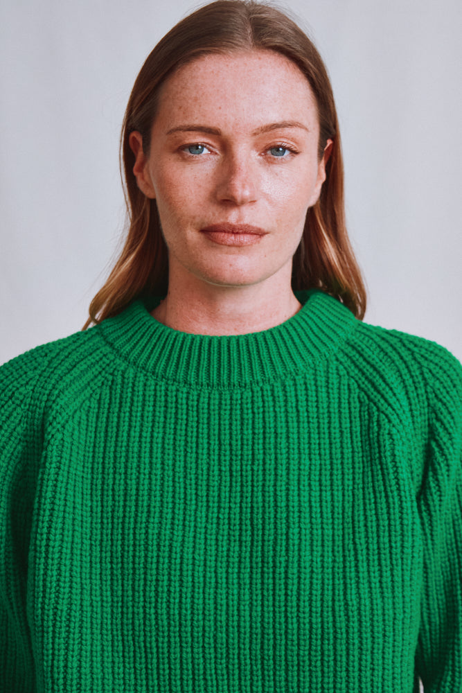 Item #597 - AGNÈS Raglan Sweater in Merino Wool - Parrot Green