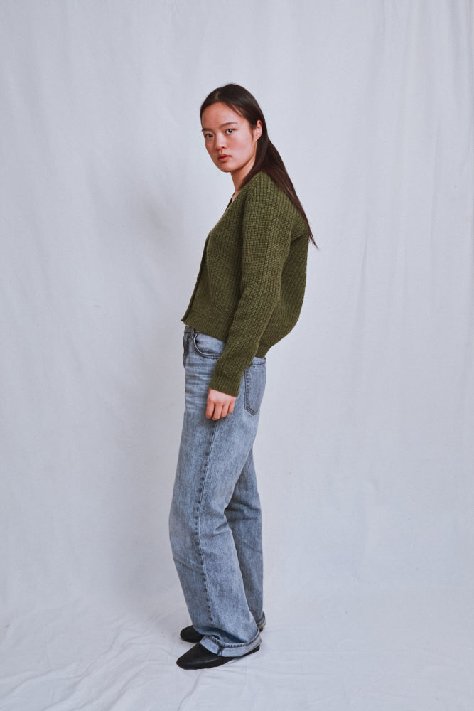 Item #692 - ANNA V-Neck Cardigan in Merino Wool - Olive green