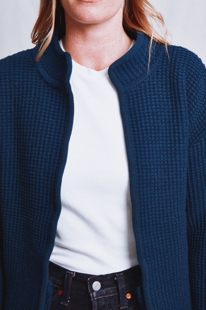 Référence n° 652 - VesteManches DELPHINE en laine mérinos - Bleu marine