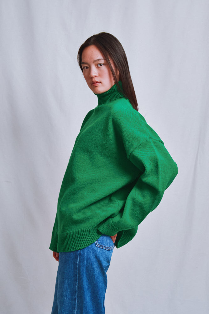 Item #591 - MICHELLE Lightweight Turtleneck Sweater in Merino Wool - Parrot Green