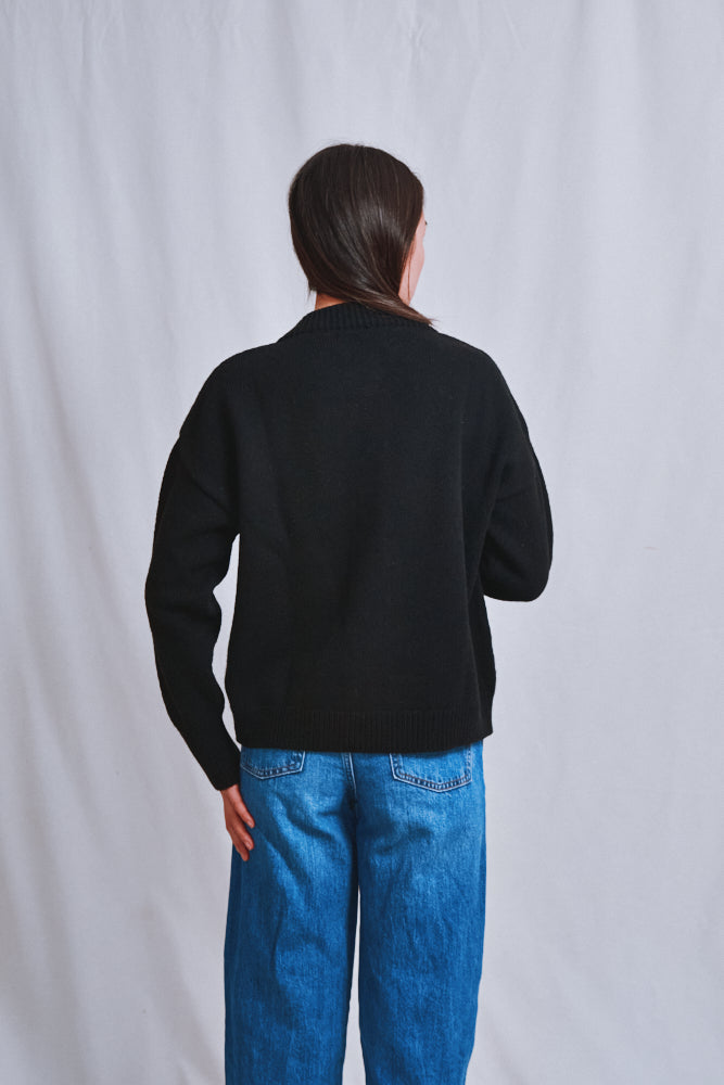 Référence n° 613 - Cardigan à col cheminée SANDRA en laine mérinos - Noir