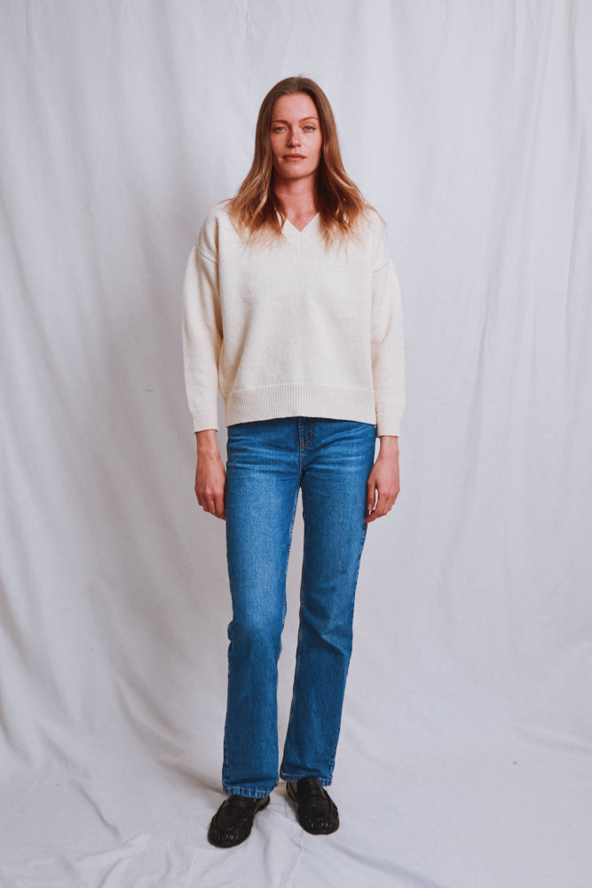 Item #650 - LEONTINE V-Neck Sweater in Merino Wool - Off-White