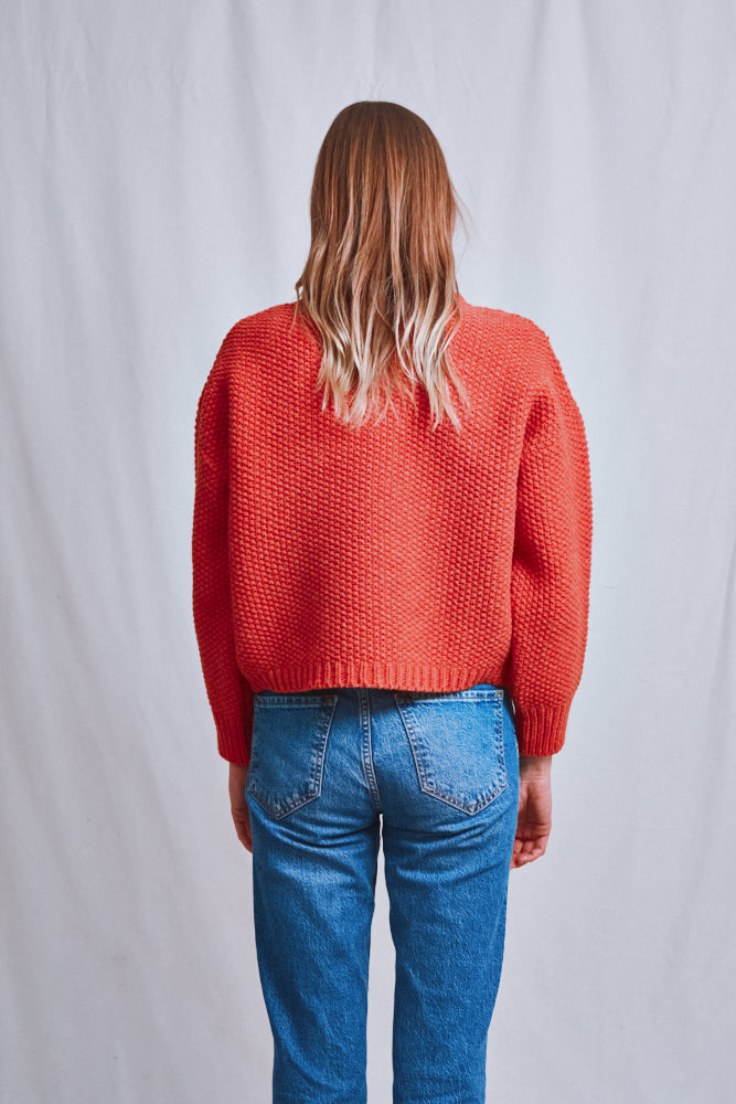 Référence n° 609 - Pull PAOLA à torsades irlandaises en laine mérinos - Corail