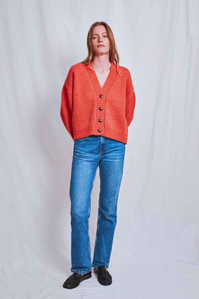 Référence n° 679 - Cardigan à manches chauve-souris LUNA en laine mérinos - Corail