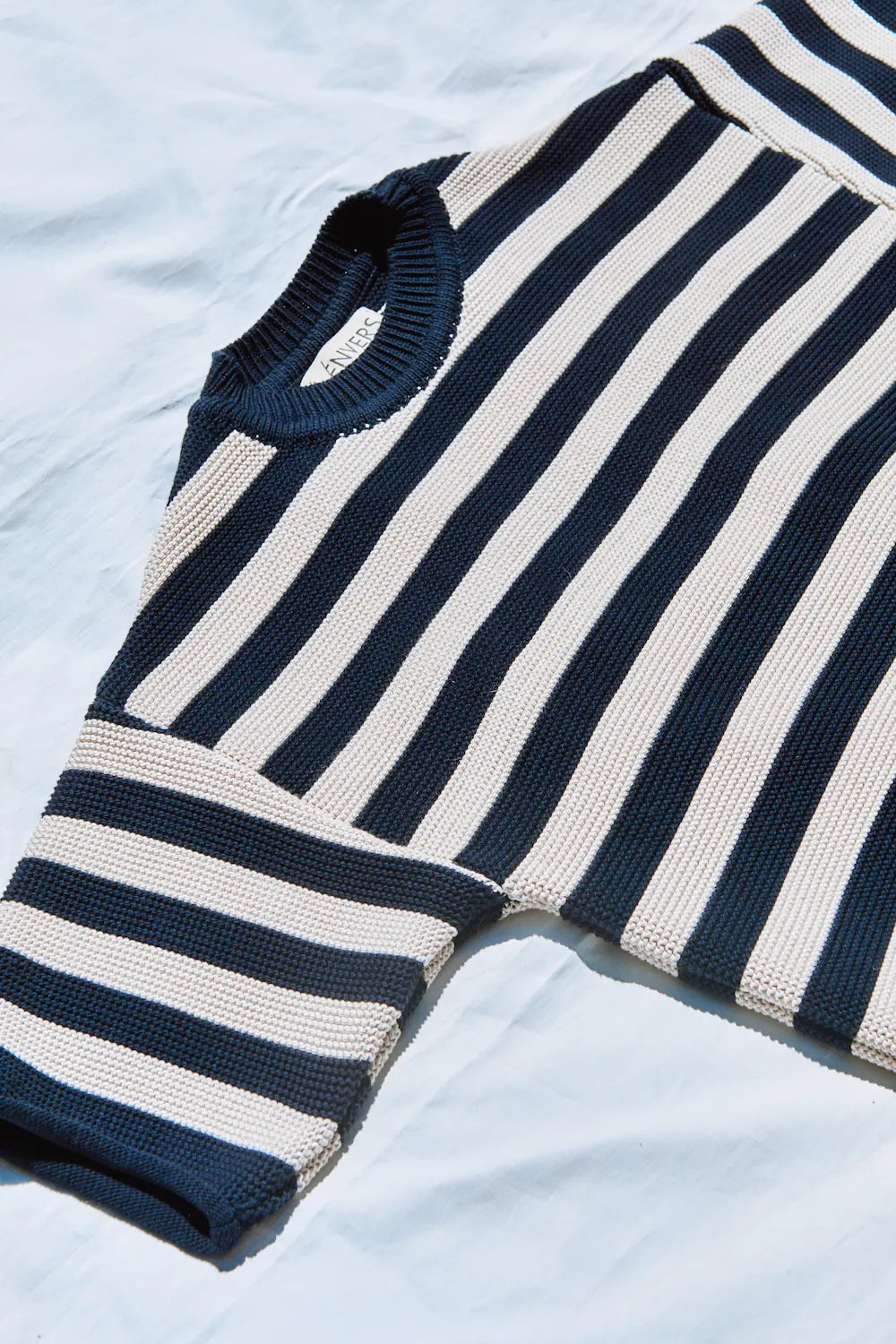 GERALDINE Oversize Tee in Organic Cotton - Navy Blue and Off-White Stripes