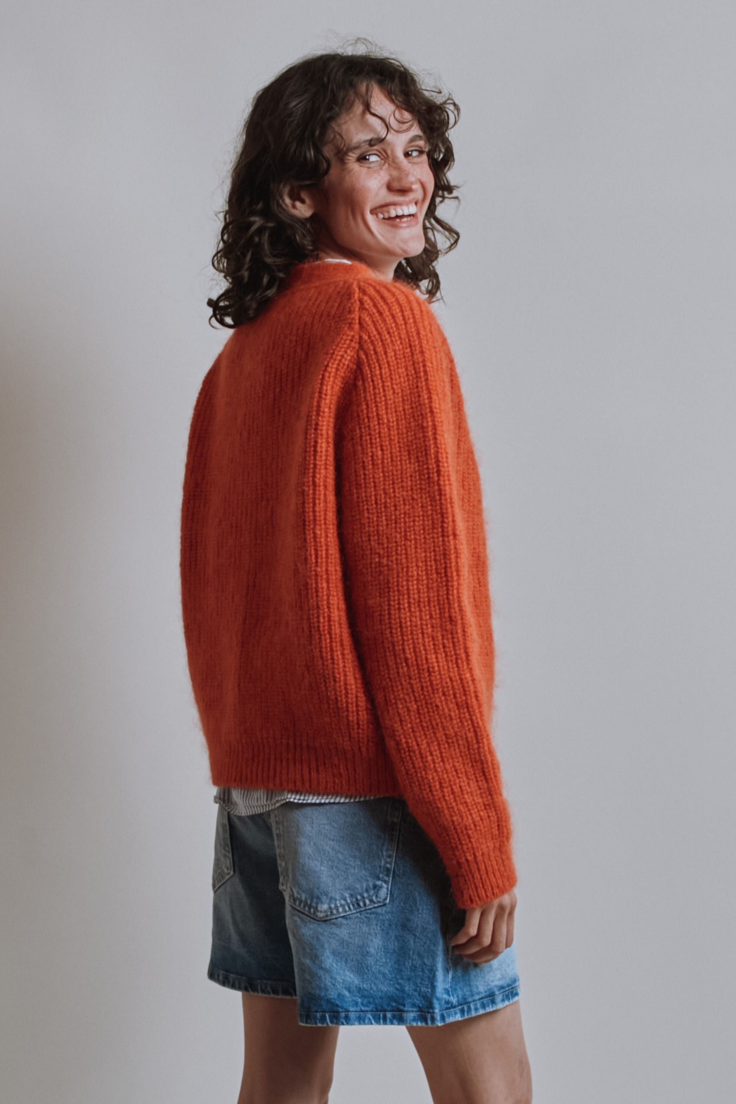ANNA V-Neck Cardigan in Merino-Mohair Wool - Burnt Orange