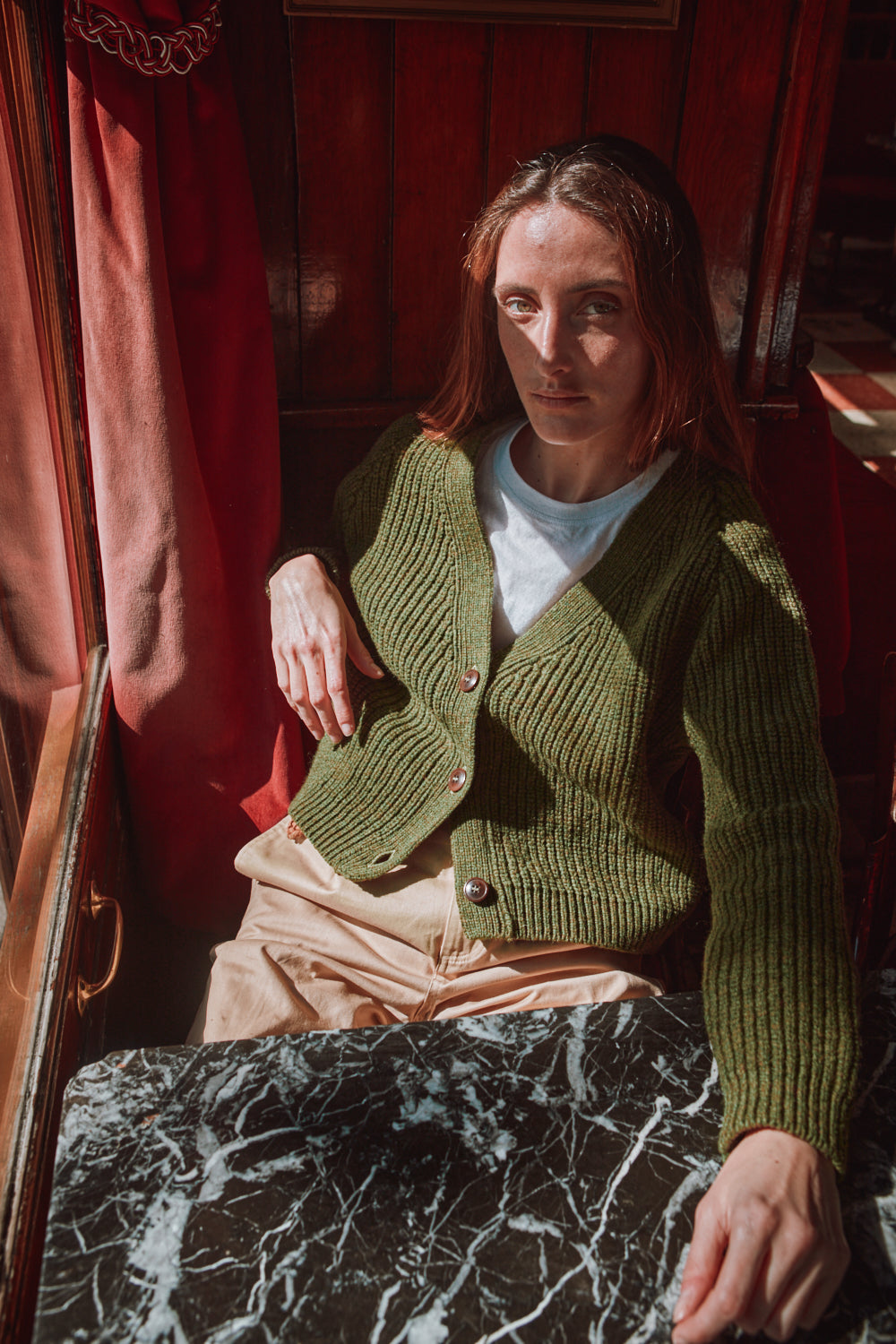 ANNA V-Neck Cardigan in Merino Wool - Olive Green