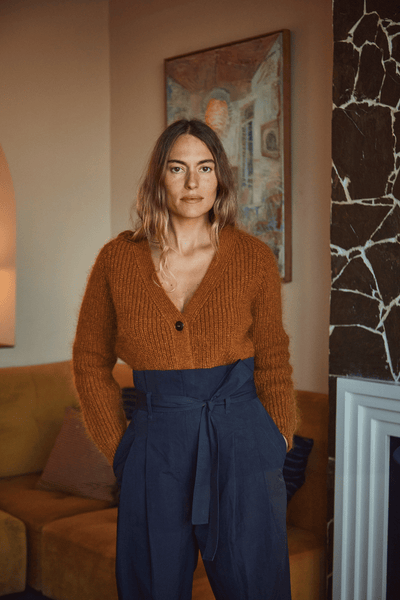 ANNA V-Neck Cardigan- 100% Cruelty Free Merino Wool in amber- Spanish Merino Wool sweater - L'Envers