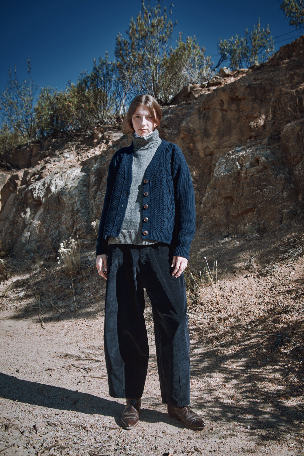 ANNIE V-Neck Cable Cardigan in Merino Wool - Navy - 100% cruelty-free merino wool - sustainable knitwear-  Spanish Merino Wool Cardigan - L'Envers