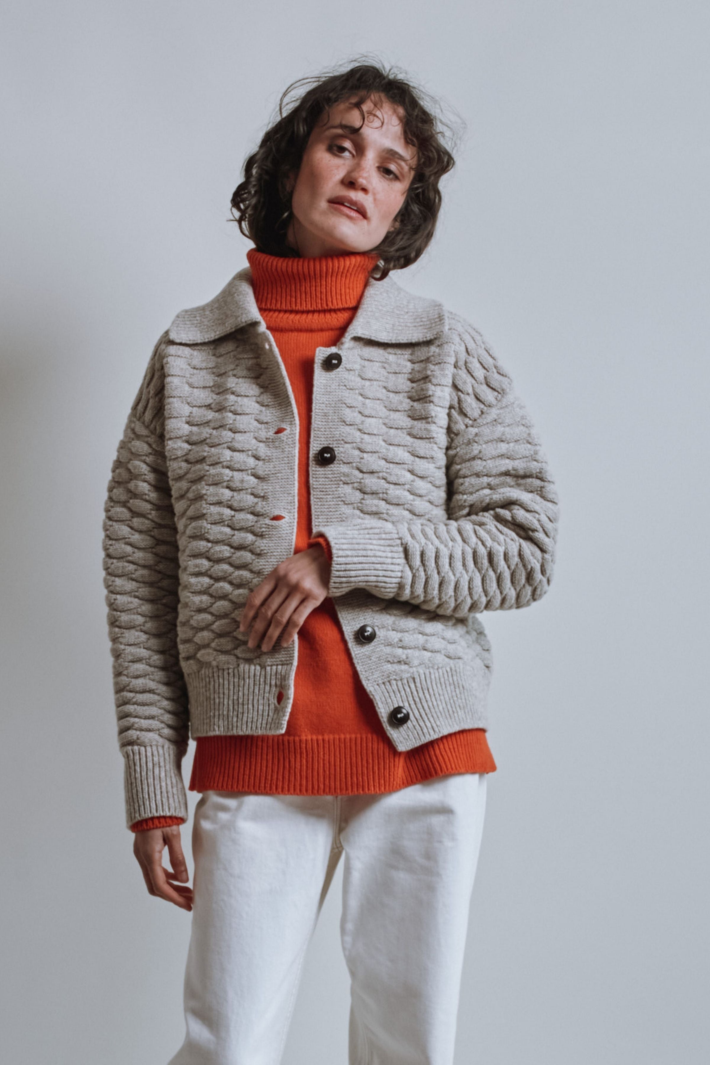 ASTRID Shirt-Collar Cardigan Jacket in Merino Wool - Beige