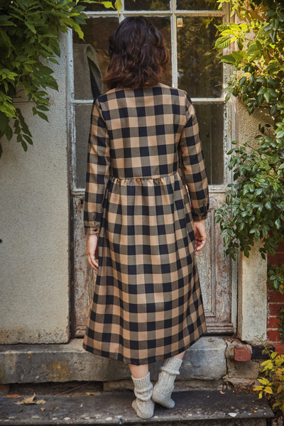 catherine-upcycledcotton-shirtdress-cameltartan