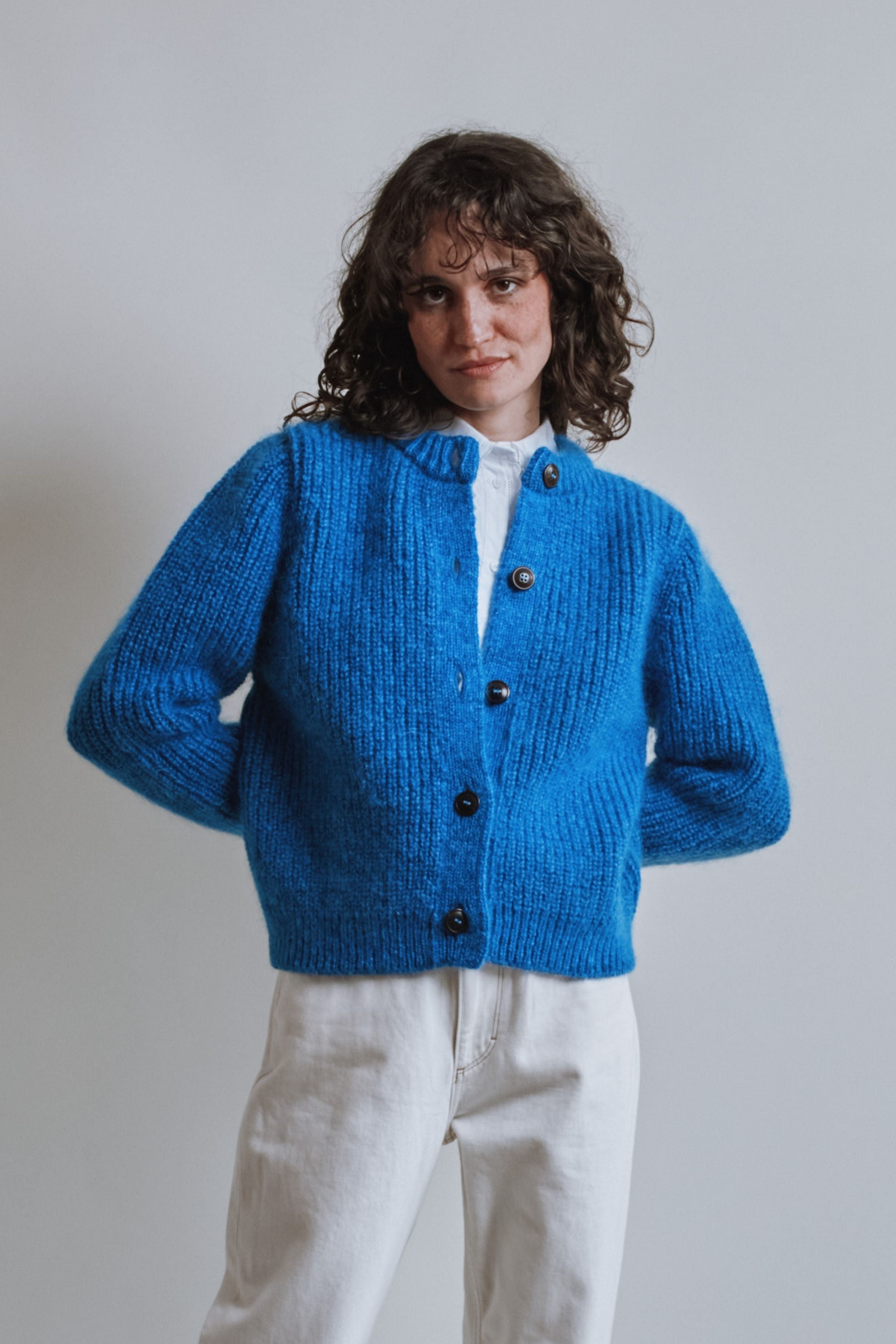 CHARLOTTE Round-Neck Cardigan in Merino-Mohair Wool - Cobalt Blue