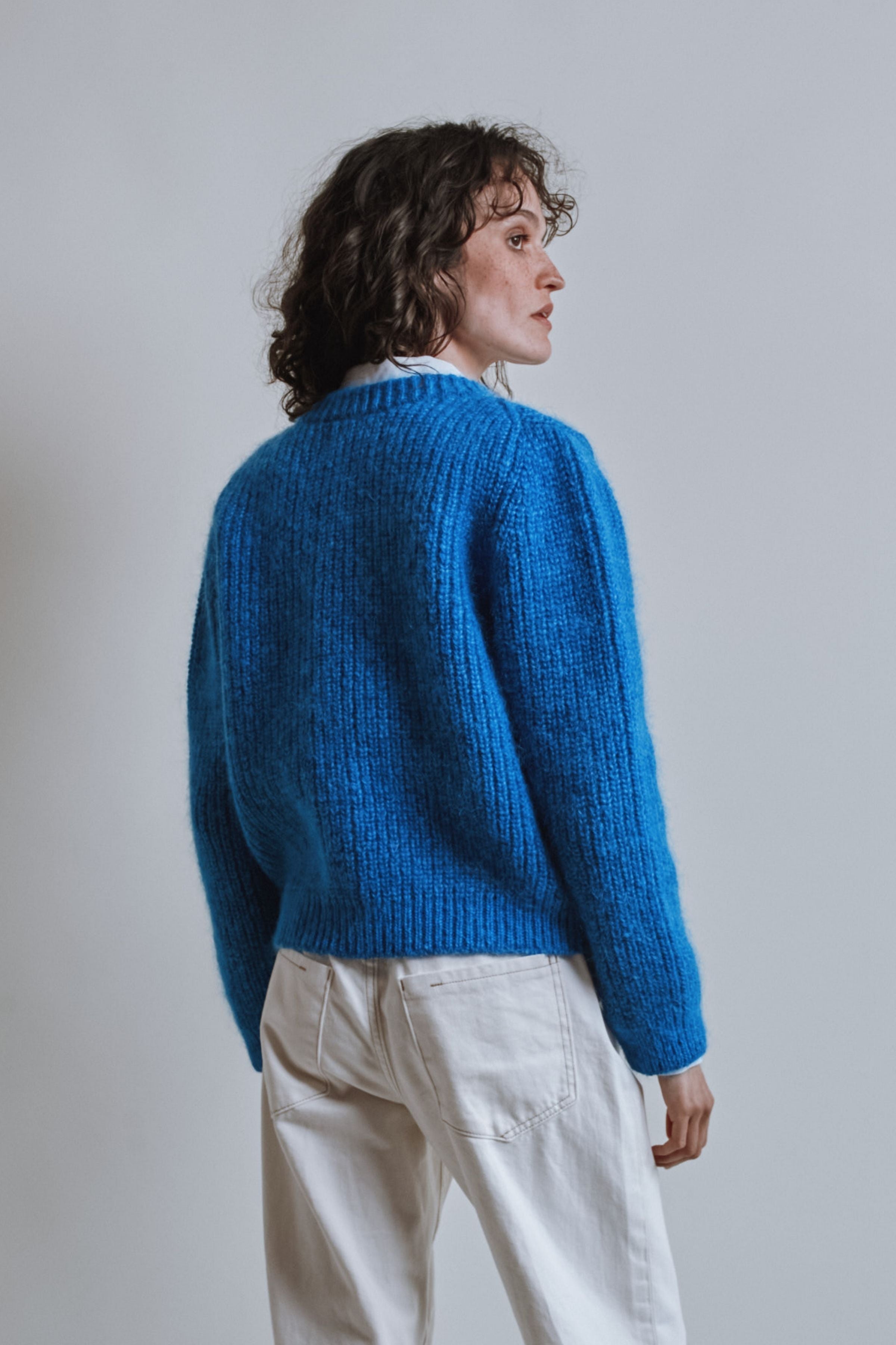 CHARLOTTE Round-Neck Cardigan in Merino-Mohair Wool - Cobalt Blue