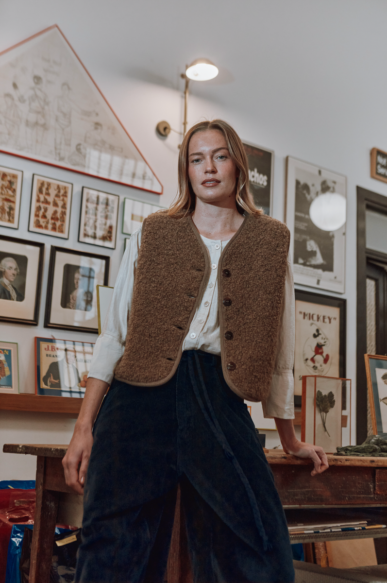 LUCE Vest in curly alpaca wool - Marron Glacé - L'Envers