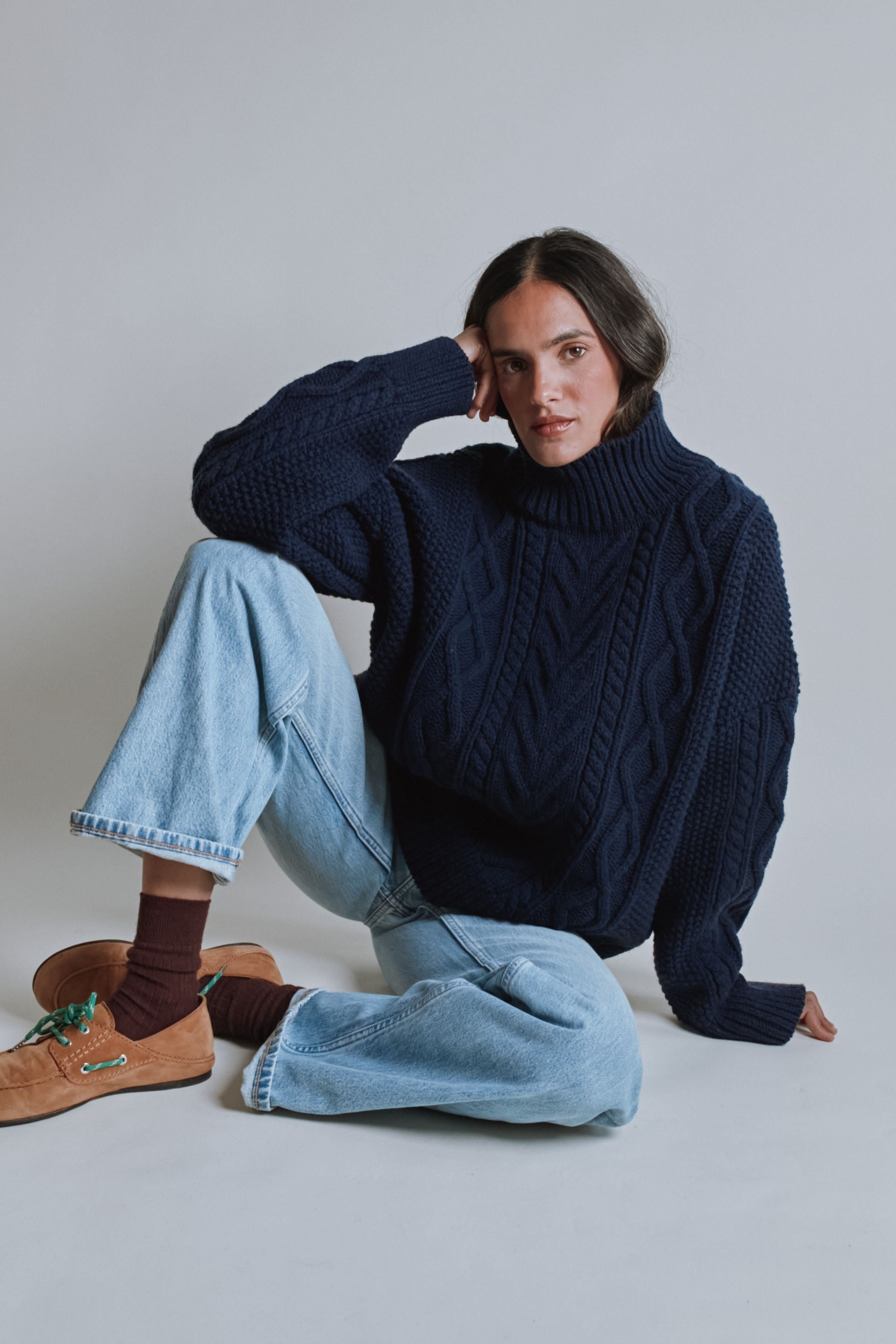 GWENAELLE Irish Cable Sweater in Merino Wool - Navy
