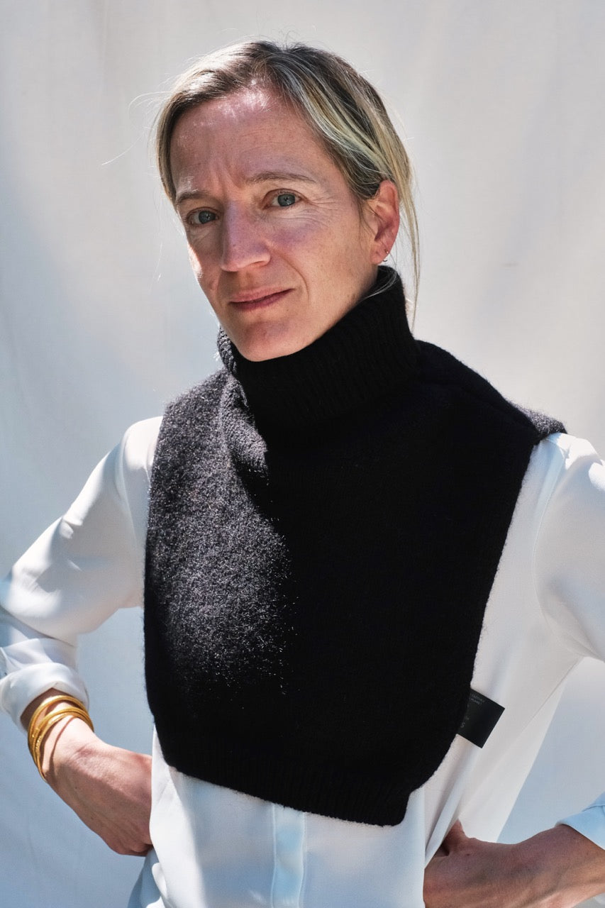Item #96 - LEAH Collar in Yak & Merinos - Black
