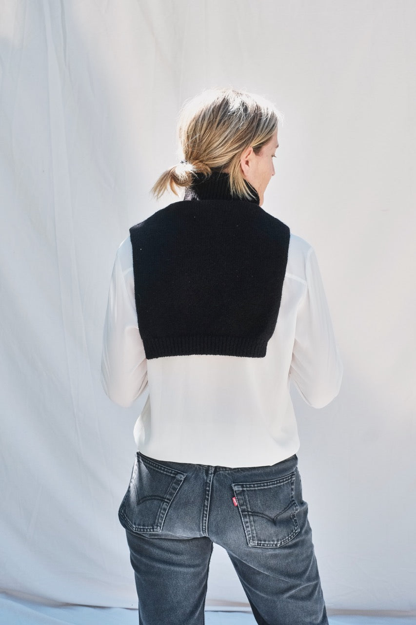 Item #96 - LEAH Collar in Yak & Merinos - Black