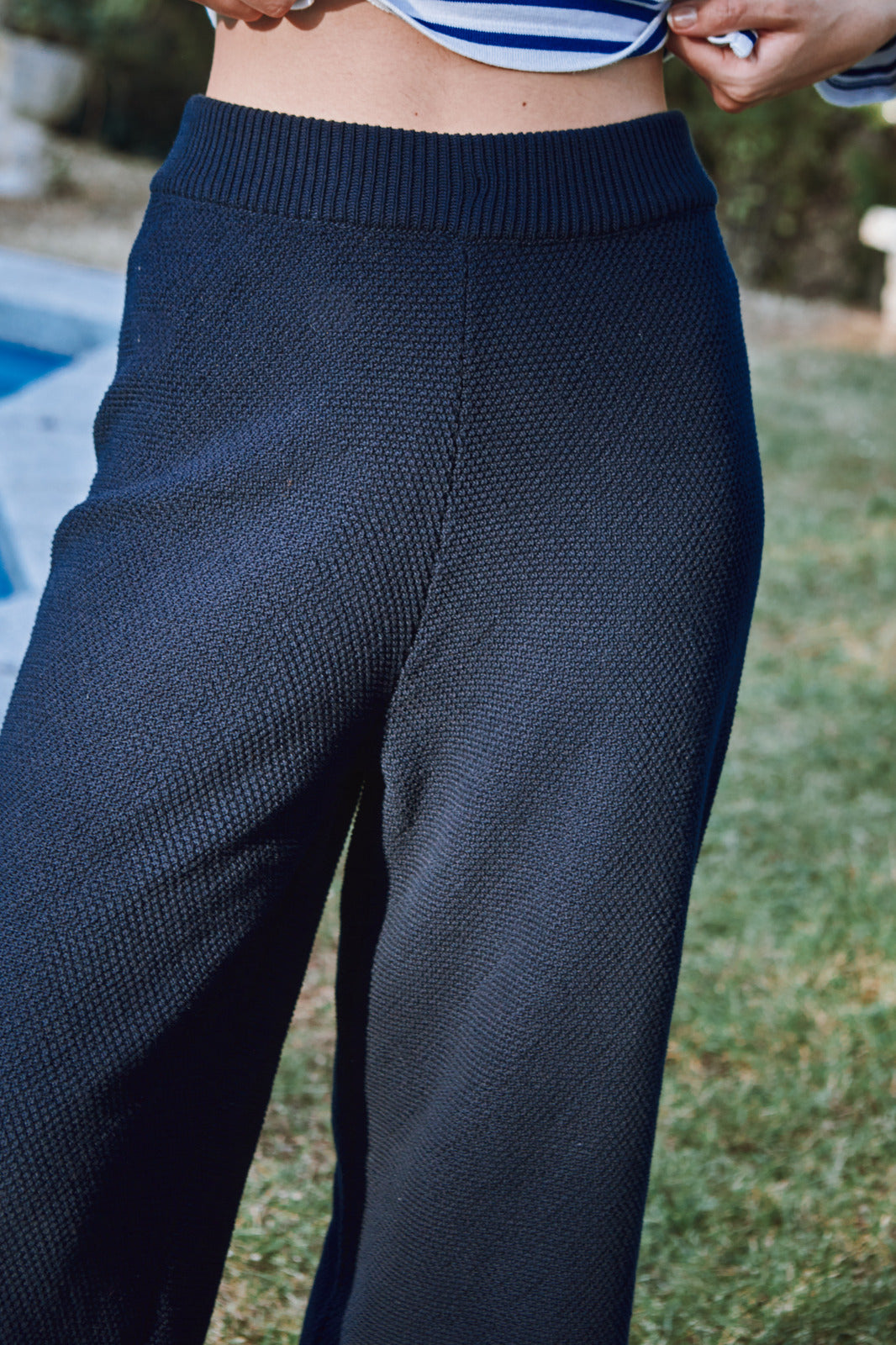 【PRY】Luxe-Cotton Sarouel Cropped Pants LOUISA Cropped Pants in Organic Cotton - Navy