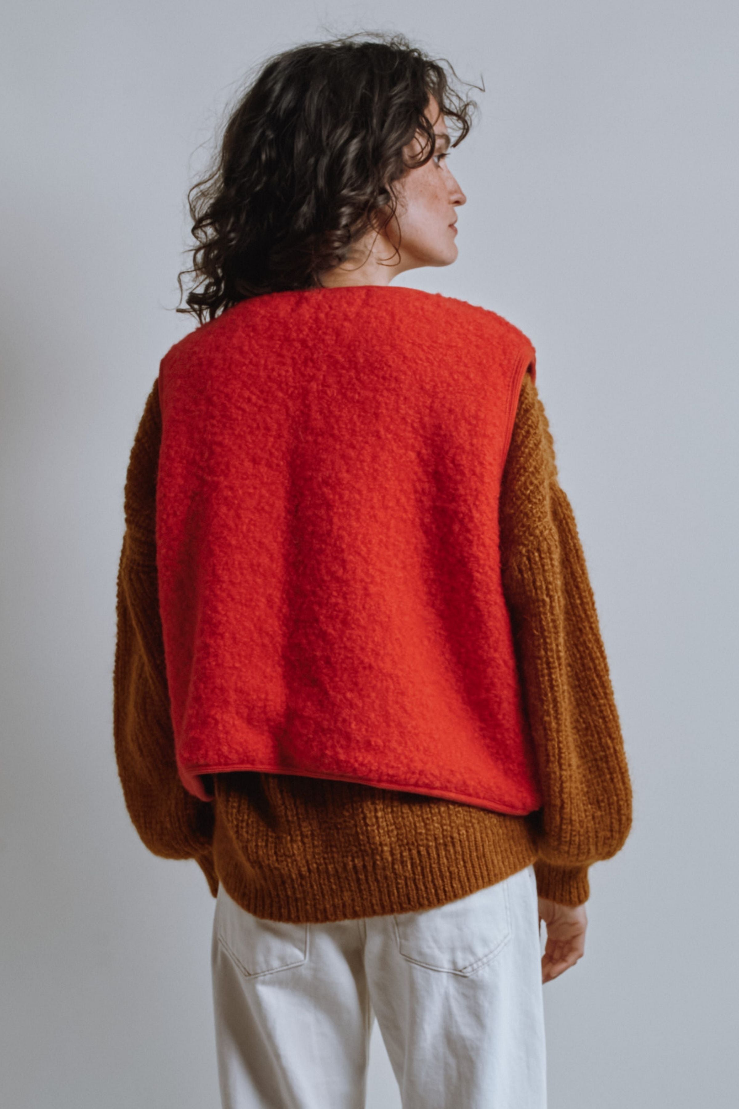 LUCE Shepherd's Vest in Curly Alpaca - Red