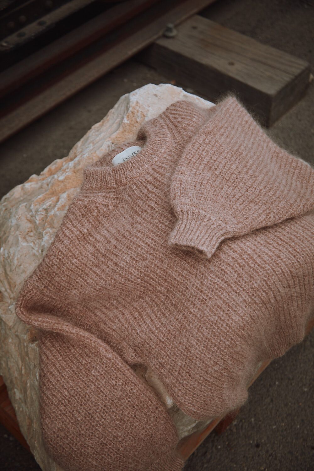 LUCIE Batwing Sweater in light pink - Cruelty Free Mohair Wool - L'Envers