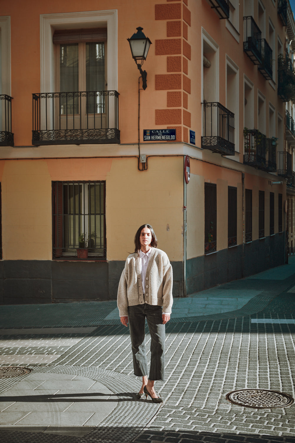 LUNA Batwing Cardigan in Merino Wool - Beige