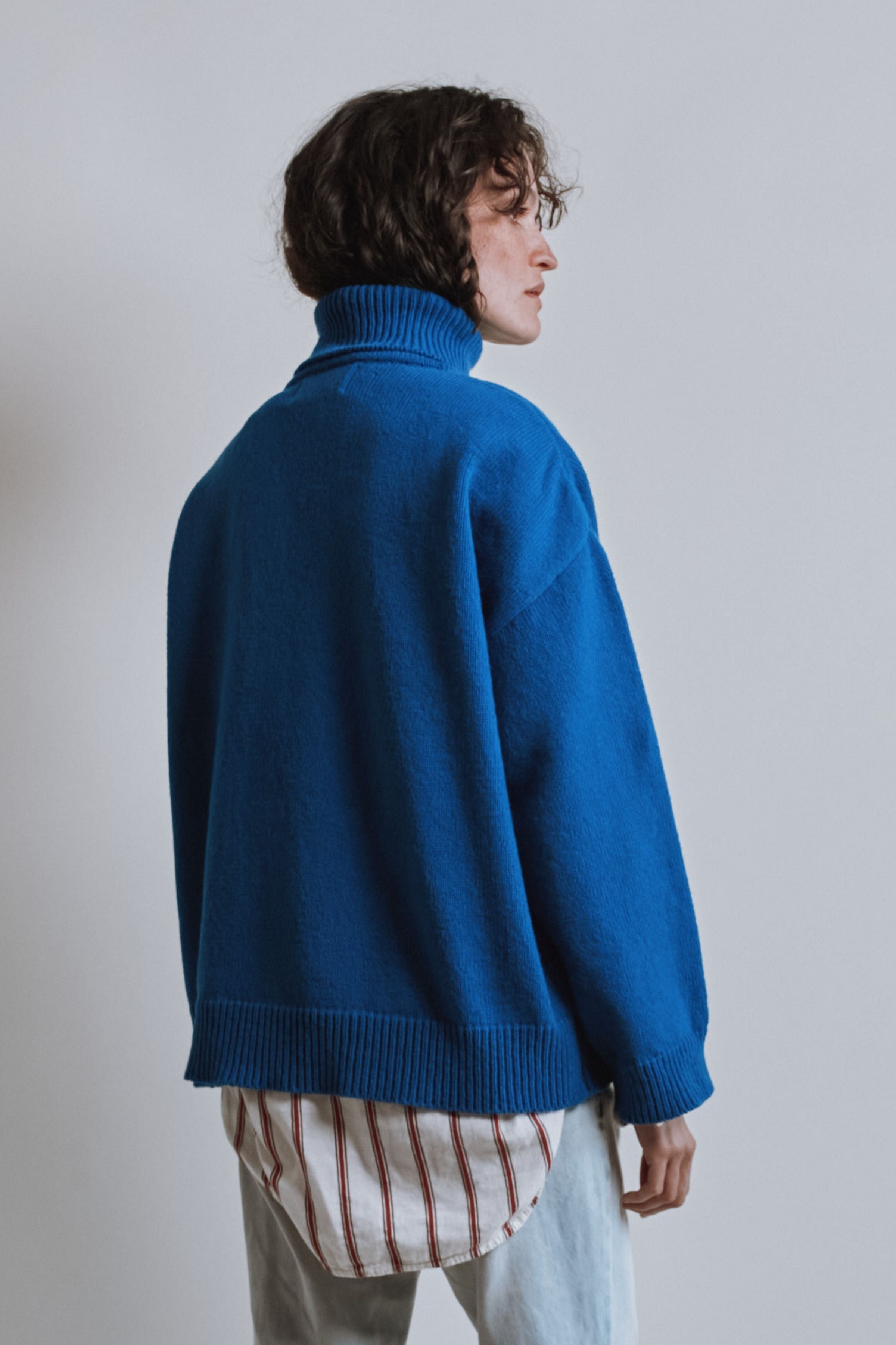 MICHELLE Lightweight Turtleneck Sweater in Merino Wool - Cobalt Blue