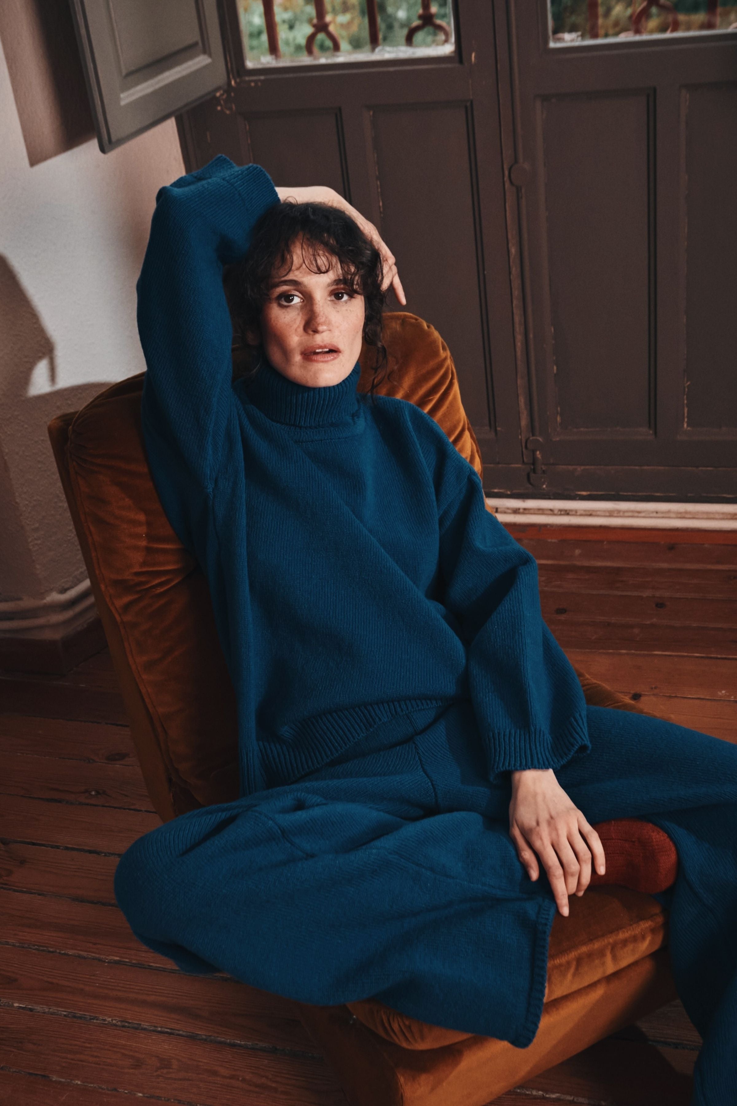 MICHELLE Lightweight Turtleneck Sweater in Merino Wool - Cobalt Blue
