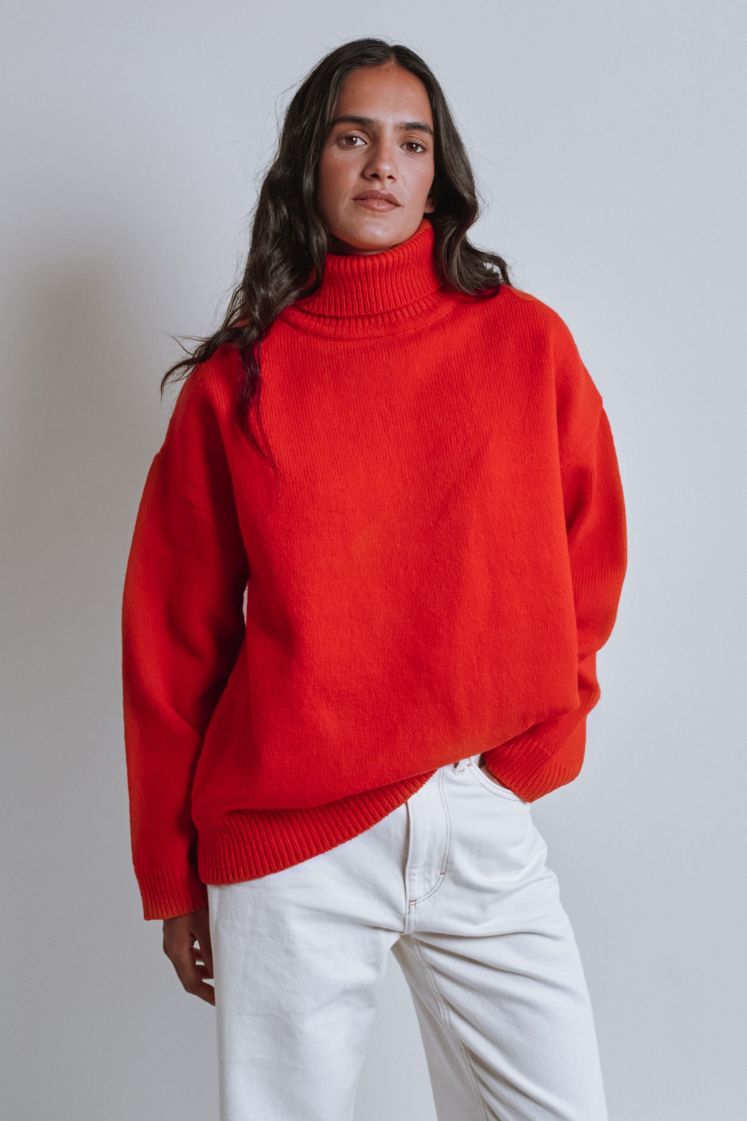 MICHELLE Lightweight Turtleneck Sweater in Merino Wool - Red