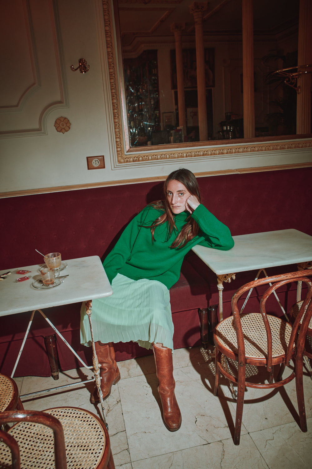 MICHELLE Lightweight Turtleneck Sweater in Merino Wool - Parrot Green