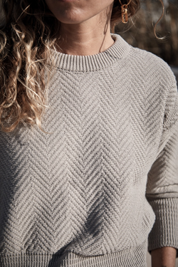 NELLIE Chevron Sweater in Organic Cotton - Pearl Grey - L'Envers