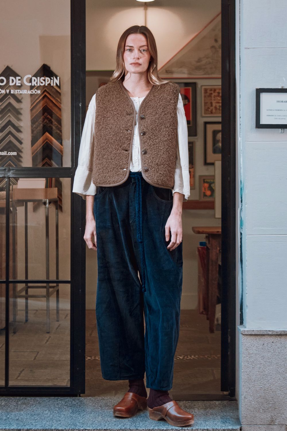 LUCE Vest in curly alpaca wool - Marron Glacé - L'Envers