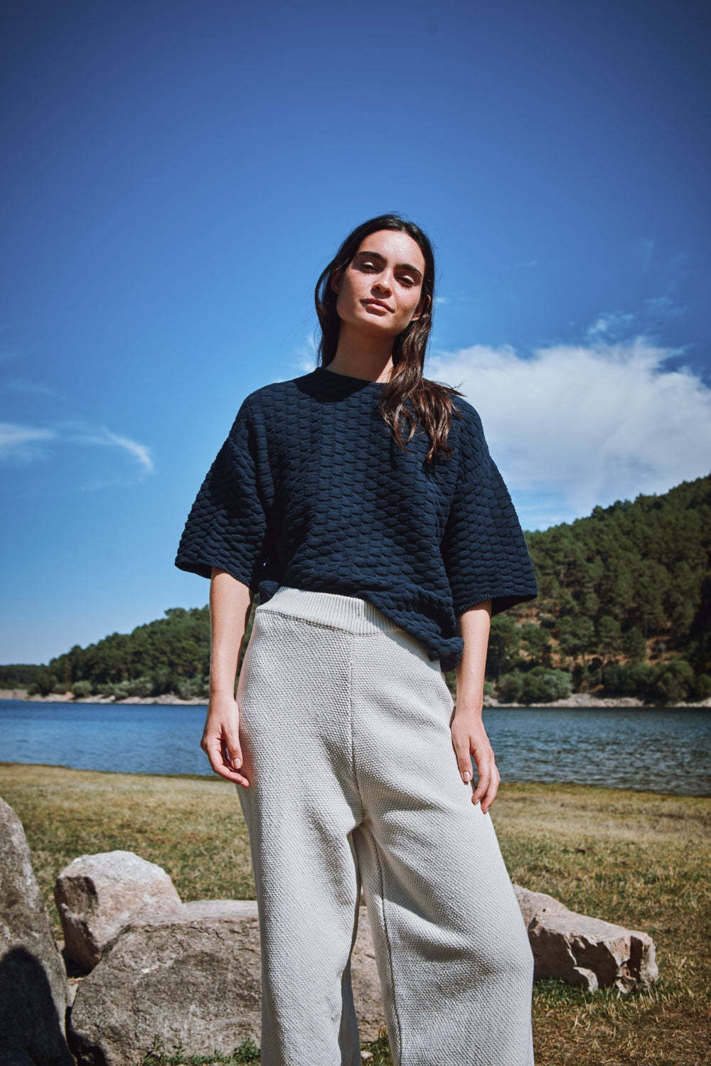 SIDONIE Basketweave-Knit Tee in Organic Cotton - Navy - L'Envers