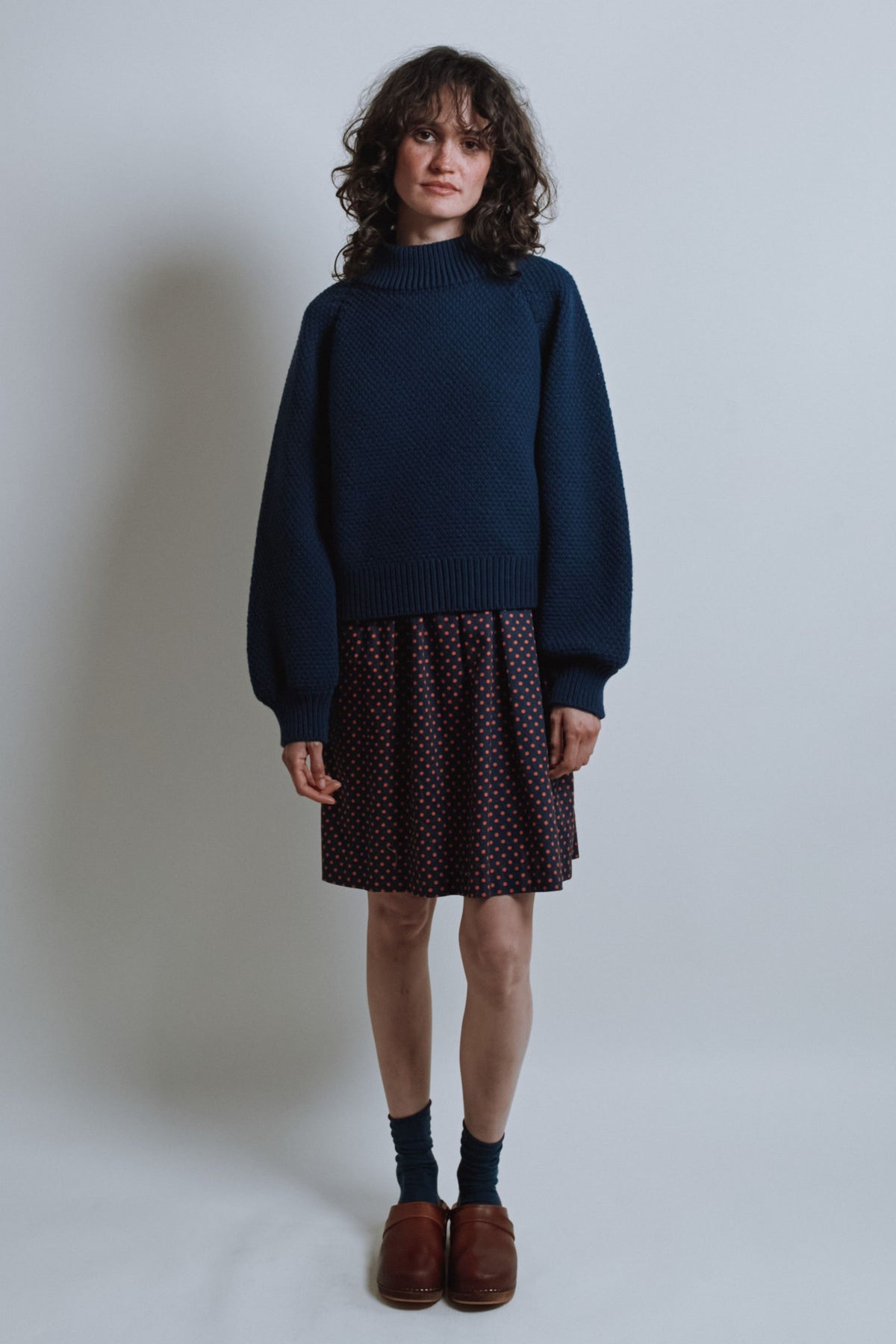 VANESSA Raglan Sweater in Merino Wool - Navy Blue