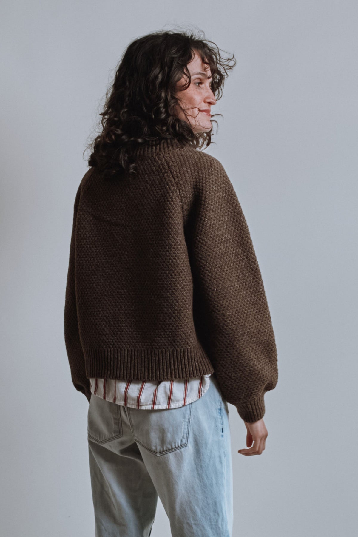 VANESSA Raglan Sweater in Merino Wool - Chocolate
