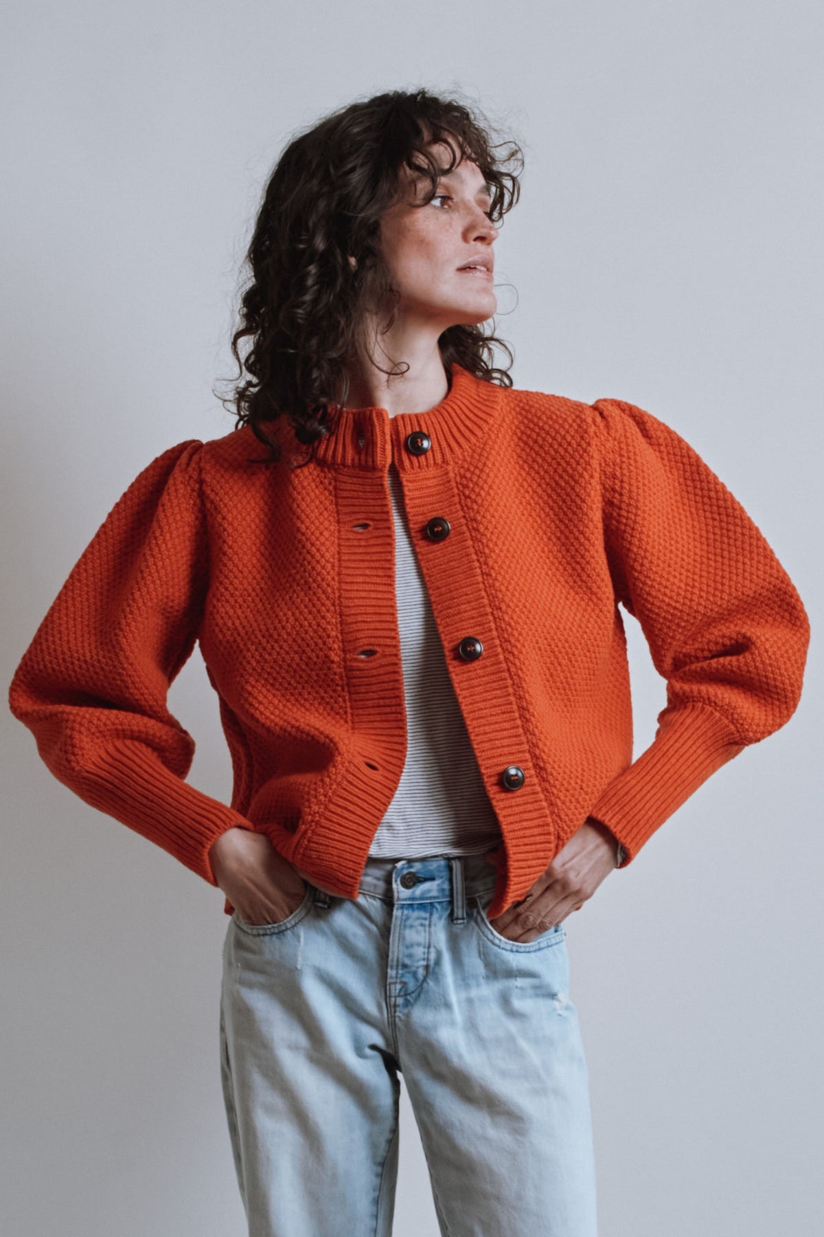 Cardigan ANAIS à manches bouffantes, en laine mérinos - Orange brûlé