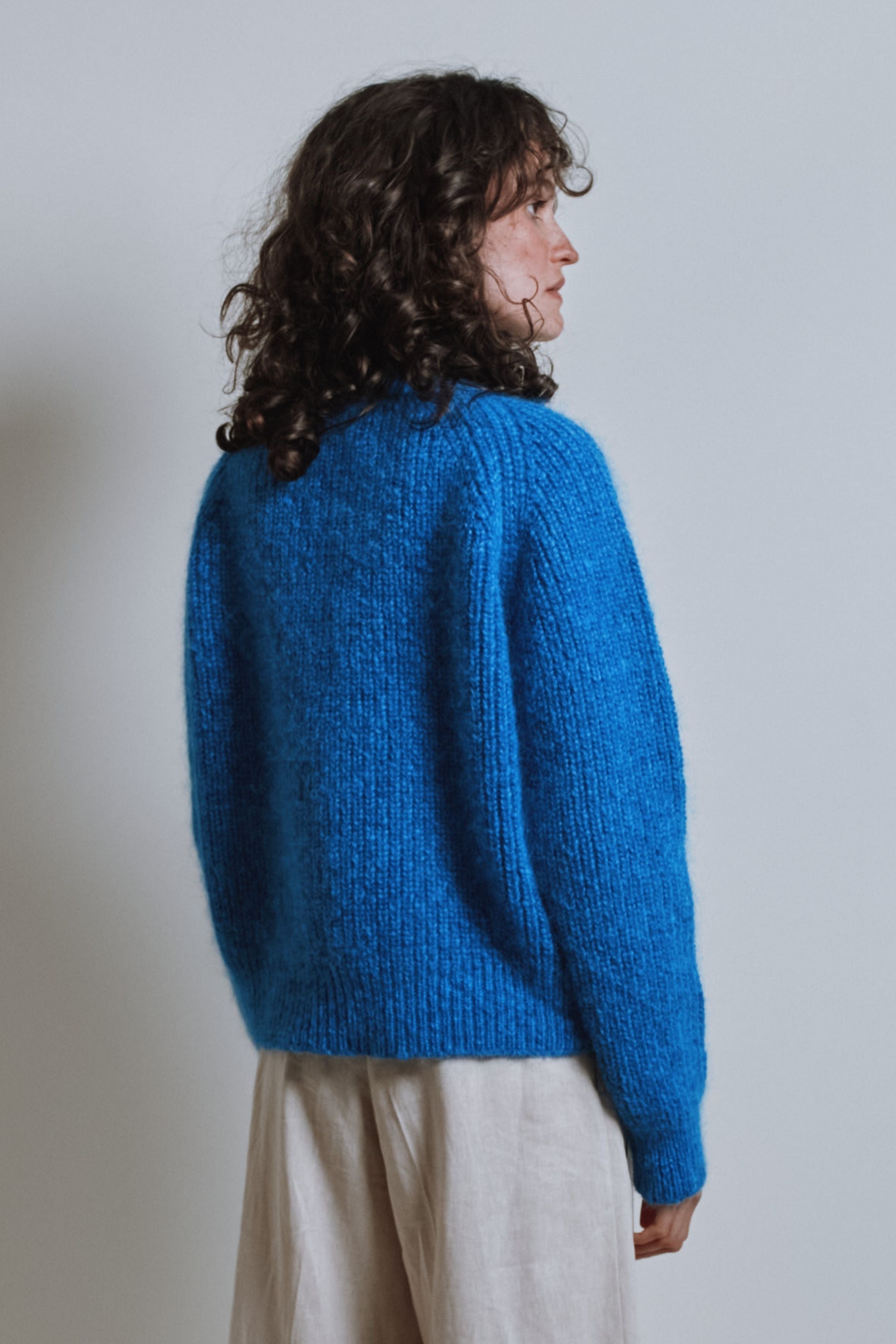 AGNÈS Raglan Sweater in Merino-Mohair Wool - Cobalt Blue