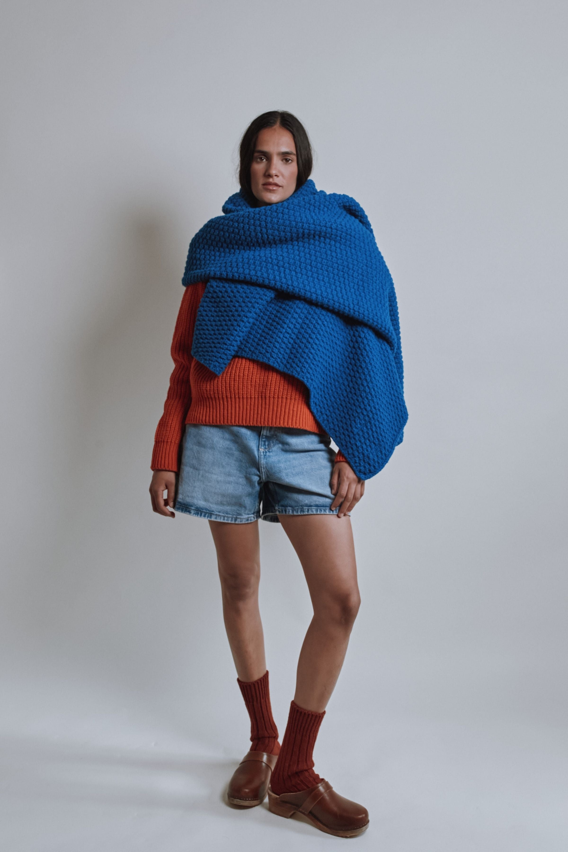 Couverture de canapé ISABELLE en laine mérinos - Bleu cobalt