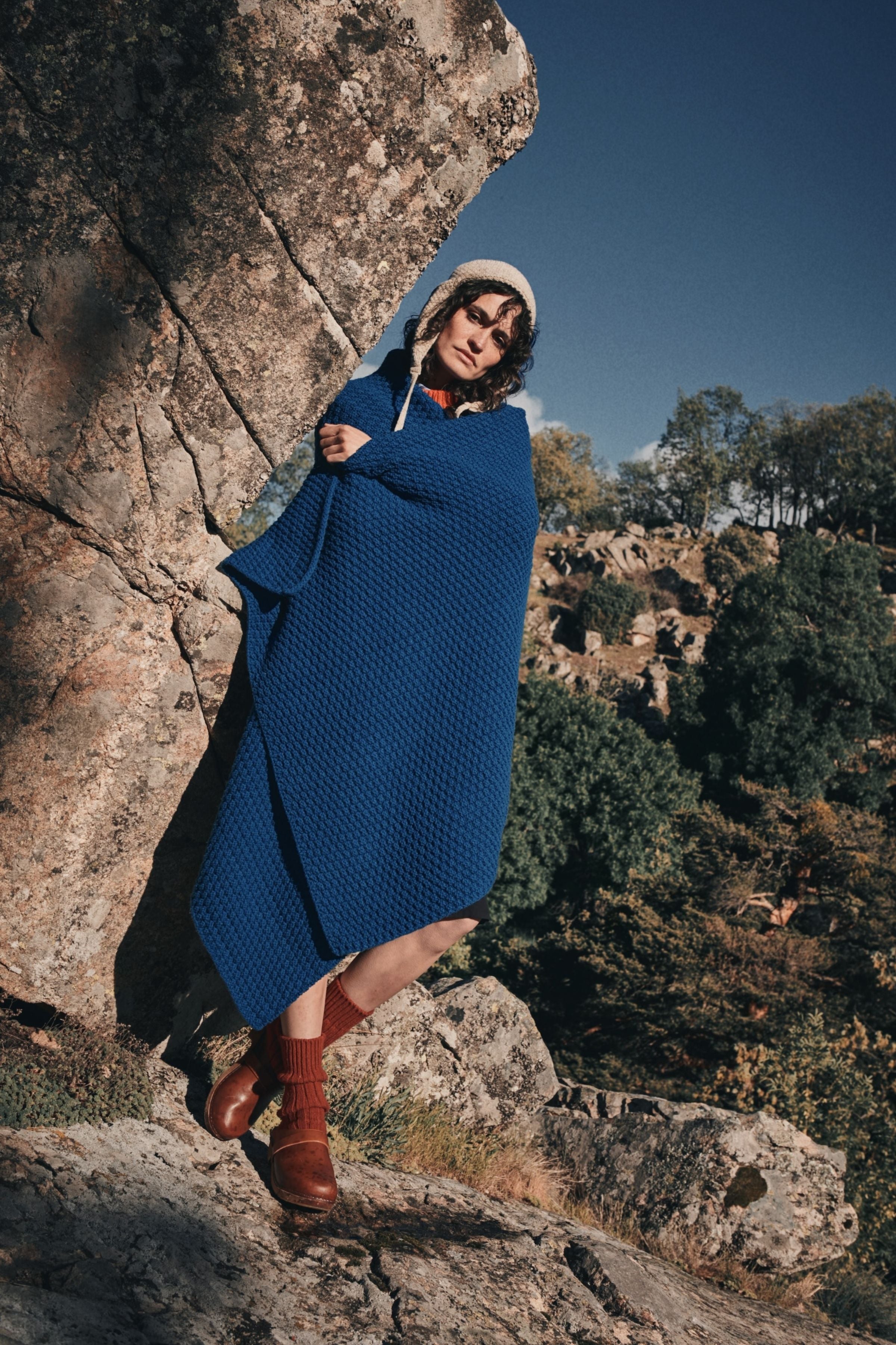 Couverture de canapé ISABELLE en laine mérinos - Bleu cobalt