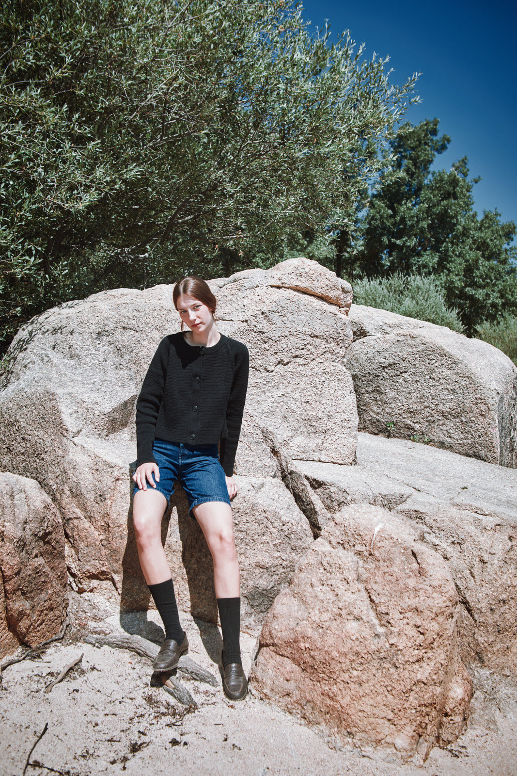 VALÉRIE Cropped Cardigan in Organic Cotton - Black