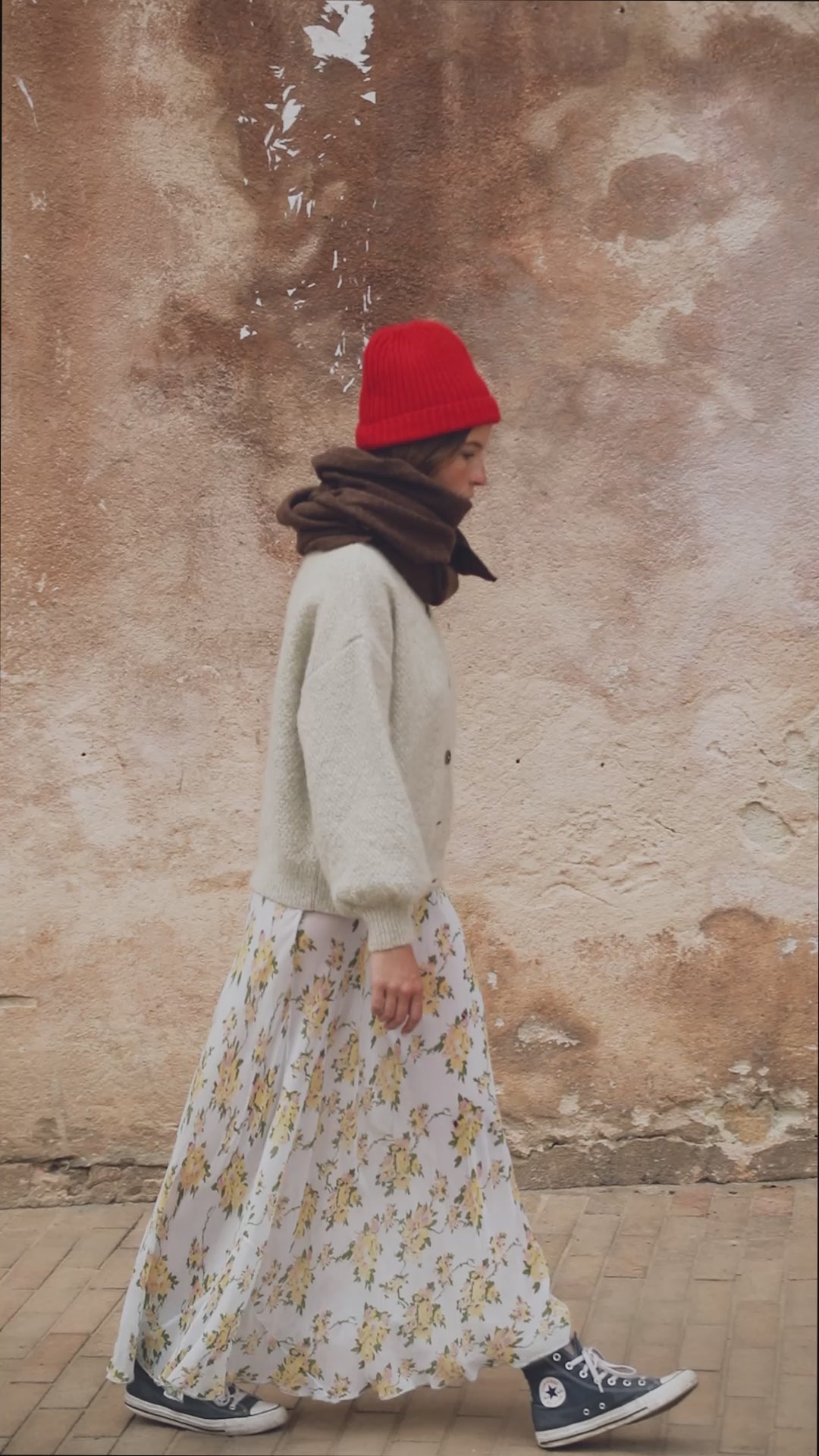GEORGE High-Neck Cardigan Jacket in Merino-Mohair Wool - Beige. 100% sustainable knitwear - L'envers 