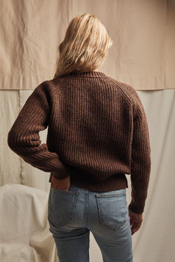 agnes-wool-sweater-chocolate