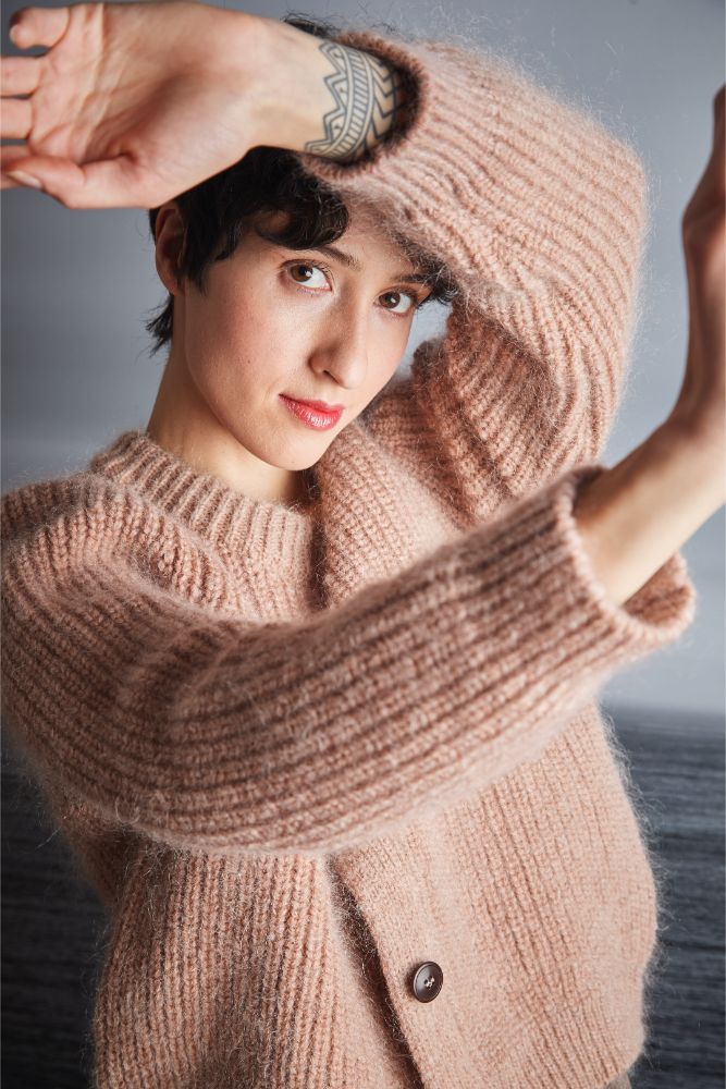 CHARLOTTE Round-Neck Cardigan in Merino-Mohair Wool - Light Pink - 100% cruelty-free, sustainable knitwear - L'envers