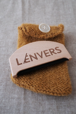 Wooden Wool Comb – L'ENVERS