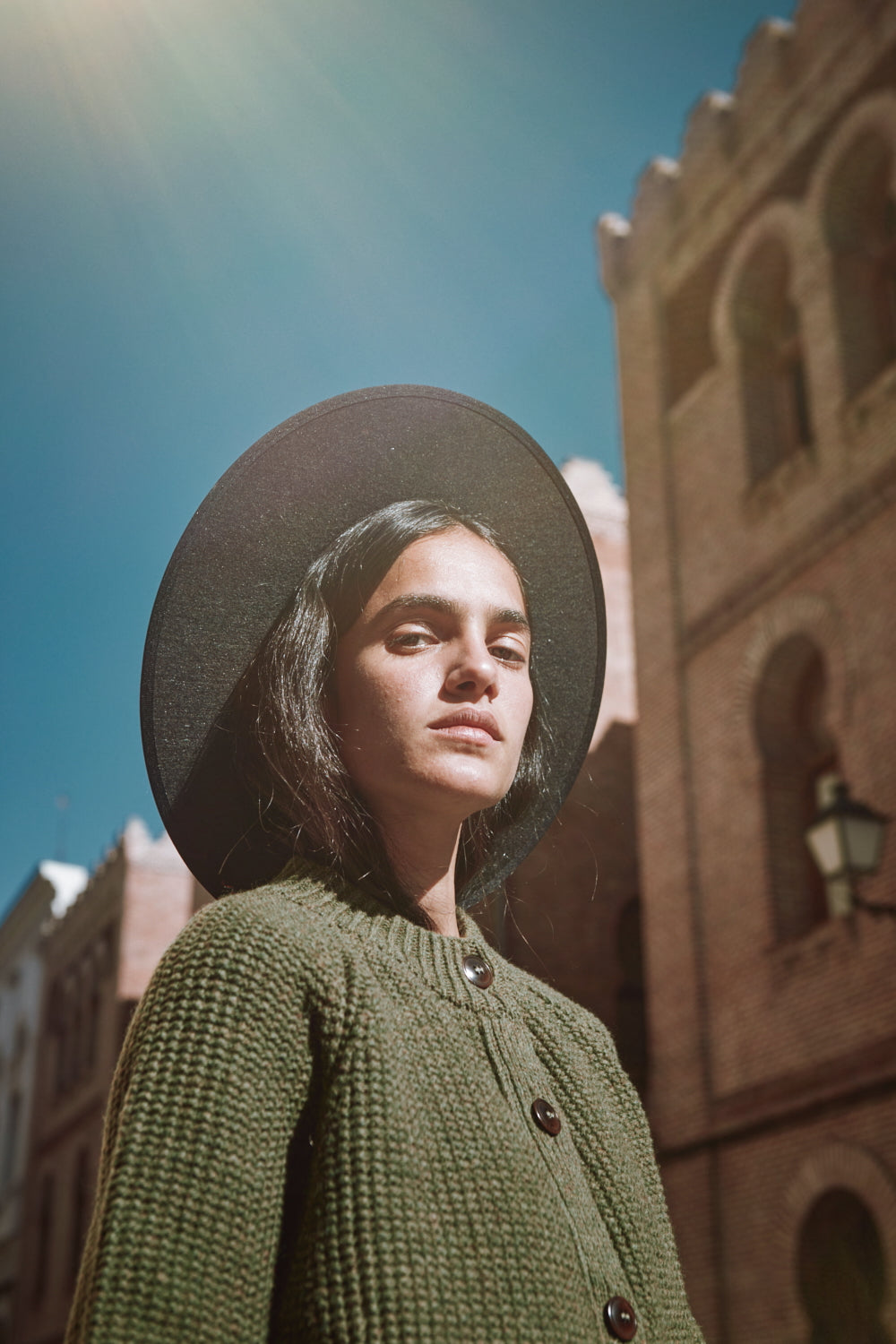 AGATHE Veste longue en laine mérinos - Vert olive