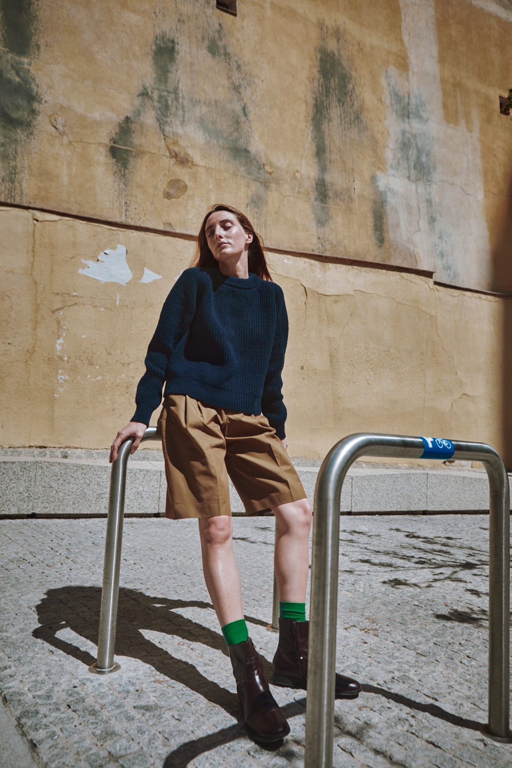 AGNES Col rond Pull - 100% Laine mérinos sans cruauté en Bleu marine Bleu - Cardigan en laine mérinos espagnole - L'Envers