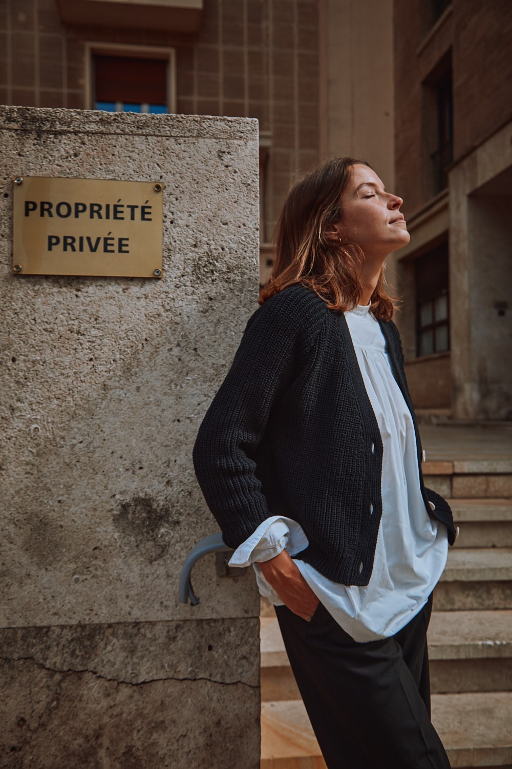 Cardigan col V ANNA en coton biologique - Noir - 100% maille sans cruauté et durable - L'envers