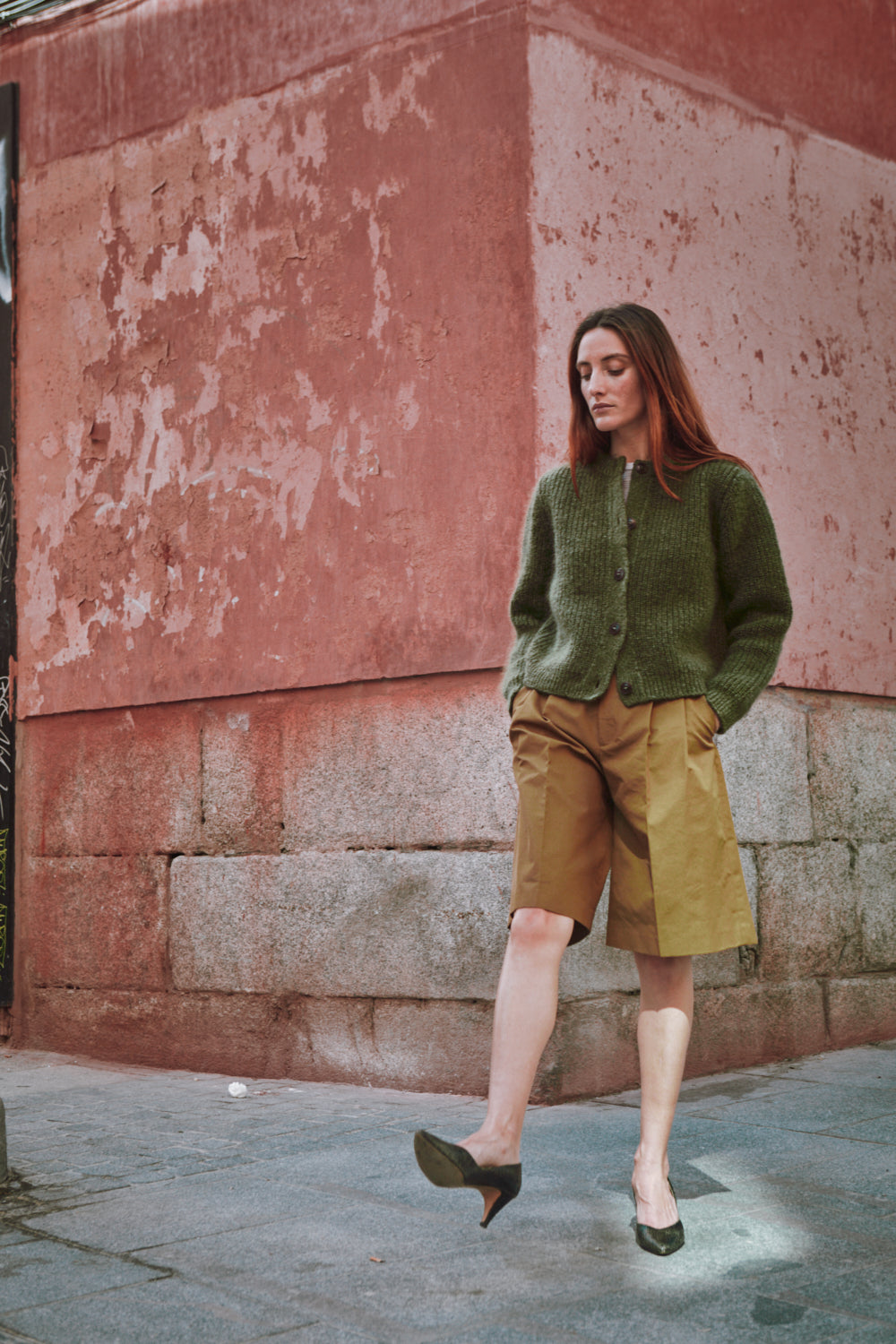 Cardigan à col rond CHARLOTTE en laine mérinos-mohair - Vert olive