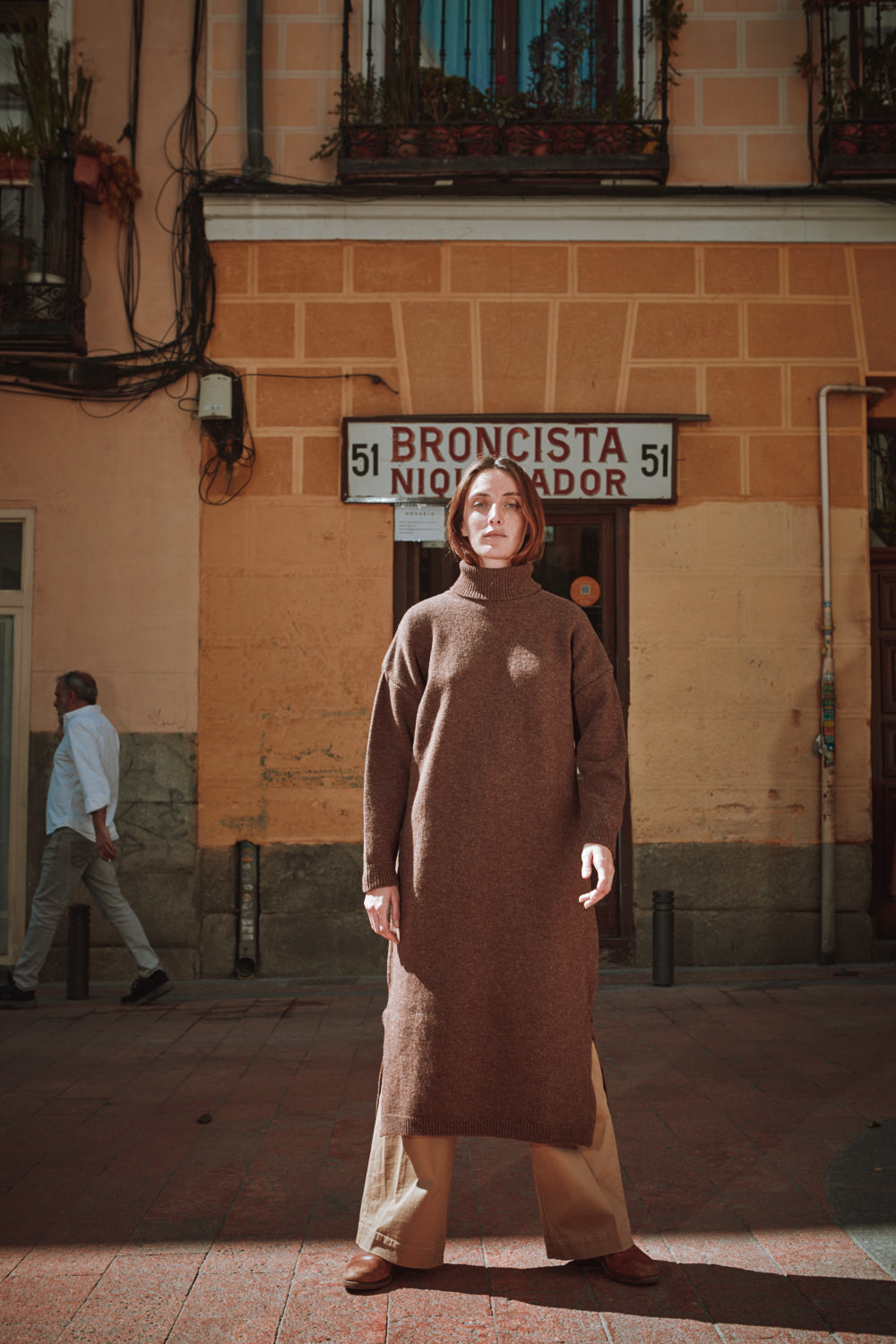 Robe FREYA - 100% Laine mérinos sans cruauté en chocolat - Robe en laine mérinos espagnole - L'Envers