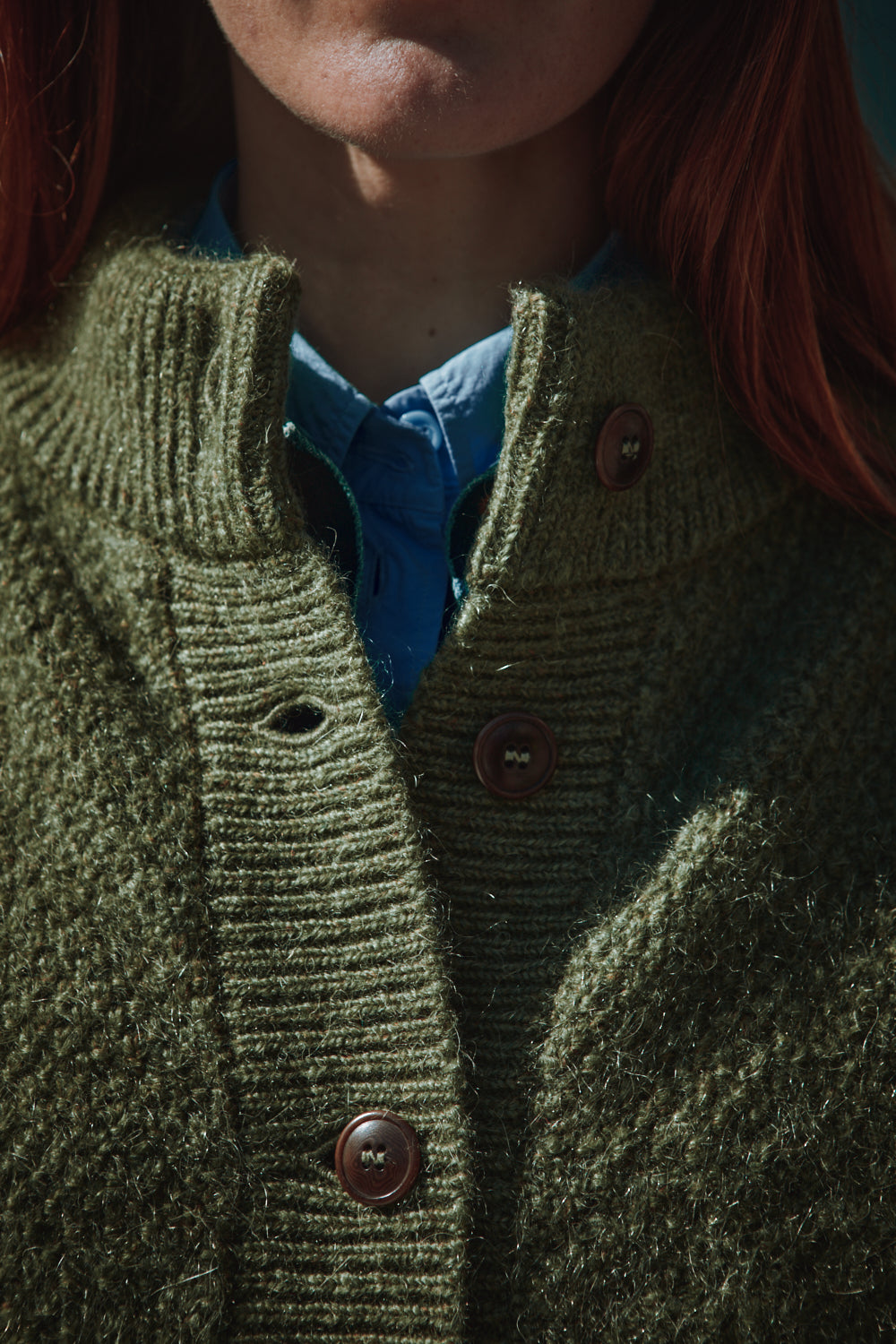 GEORGE Veste cardigan à col montant en laine mérinos-mohair - Vert olive